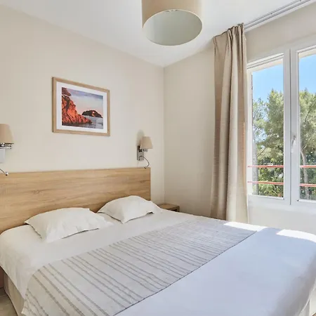 Aparthotel Résidence Prestige Odalys Les Canissons Cavalaire-sur-Mer
