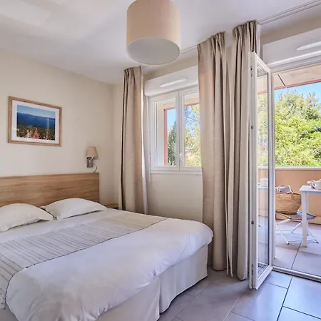 Aparthotel Résidence Prestige Odalys Les Canissons