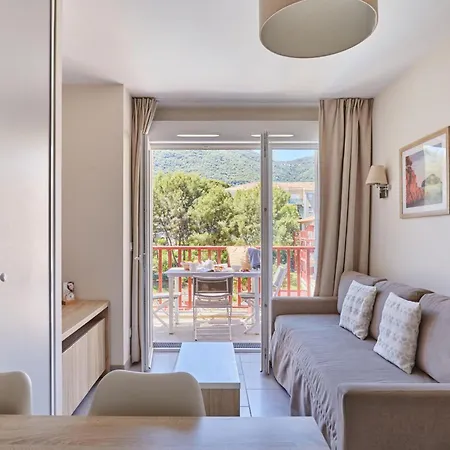 Aparthotel Prestige Odalys Les Canissons